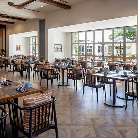 Hilton San Antonio Hill Country Hotel Bagian luar foto