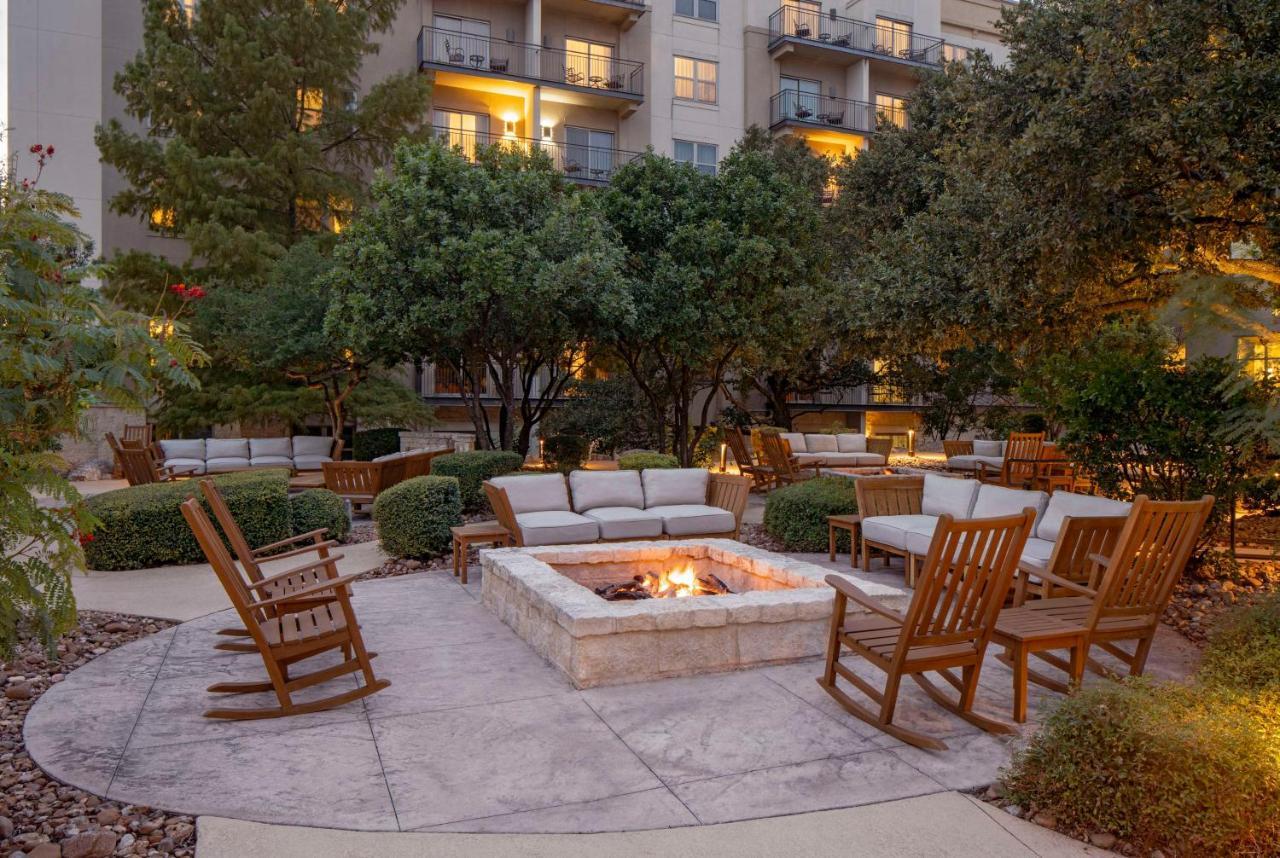 Hilton San Antonio Hill Country Hotel Bagian luar foto