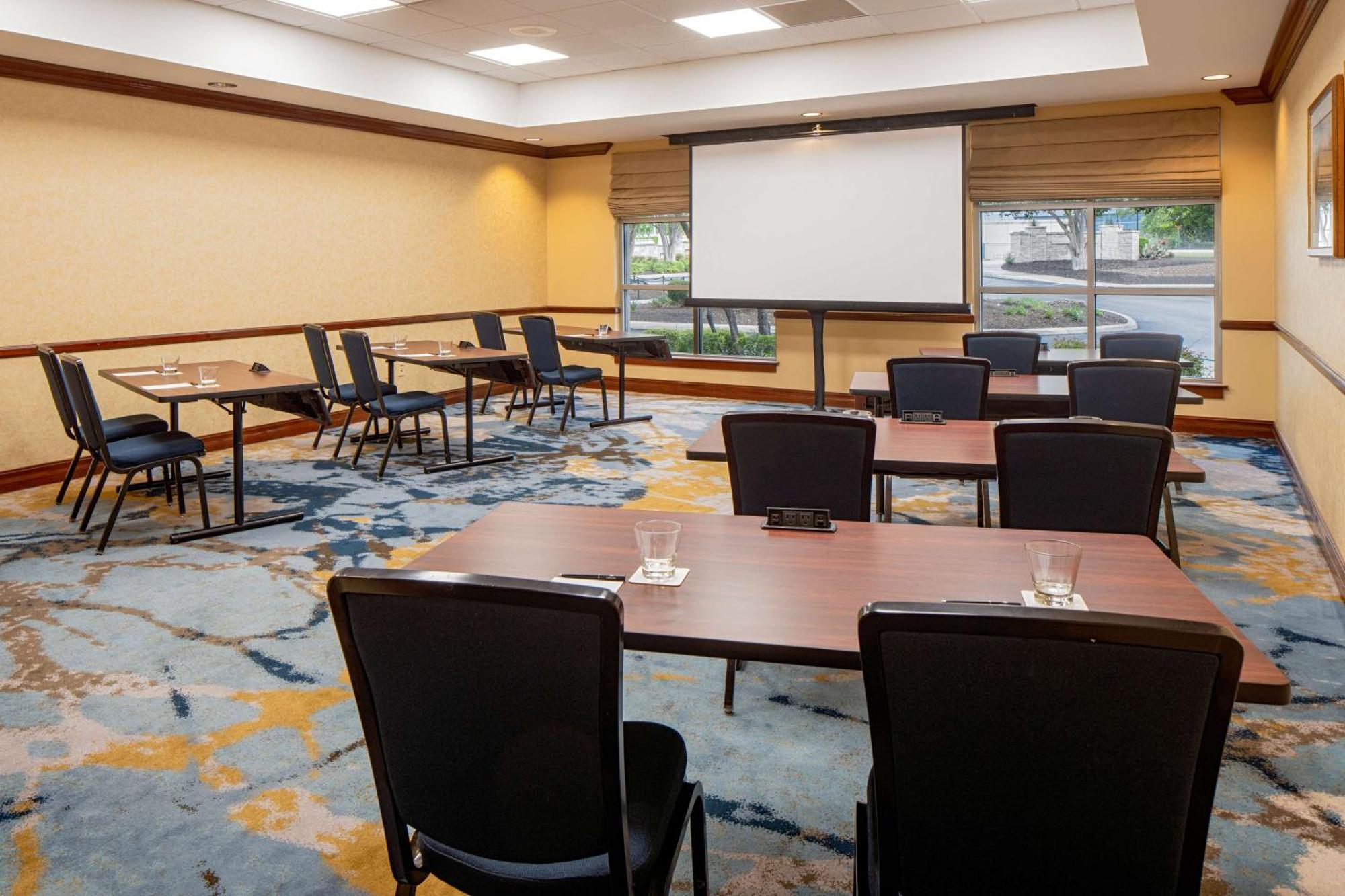 Hilton San Antonio Hill Country Hotel Bagian luar foto