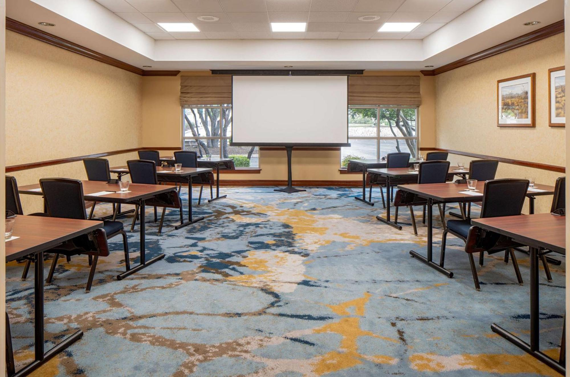 Hilton San Antonio Hill Country Hotel Bagian luar foto