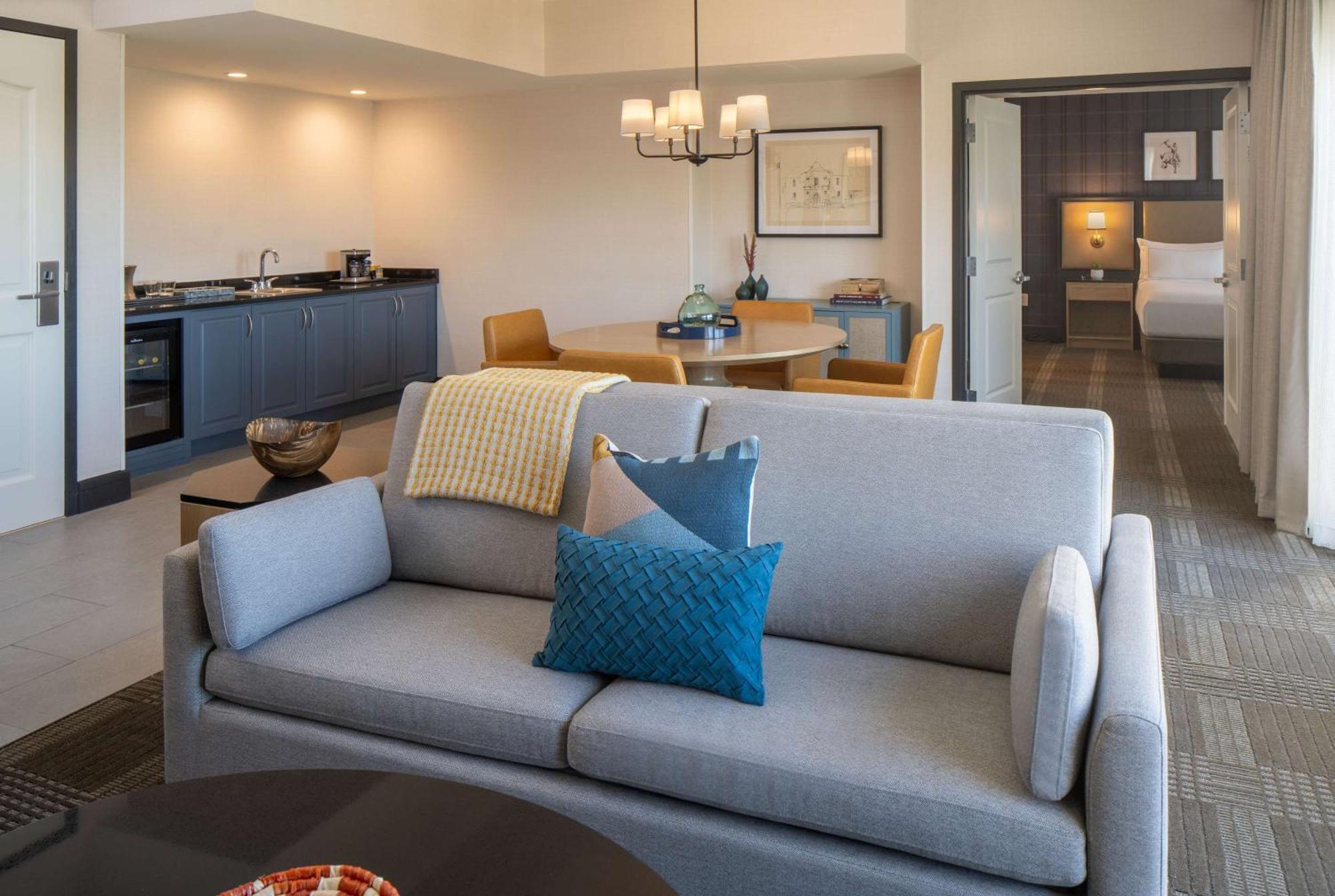 Hilton San Antonio Hill Country Hotel Bagian luar foto
